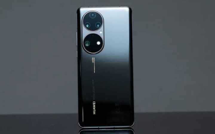 The King Of Photography Returns To The Throne – Huawei P50 Pro Review.